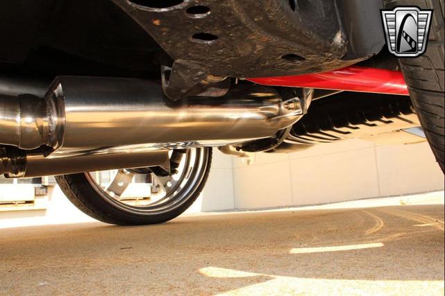 Photo of 1987 Gold Chevrolet Monte Carlo