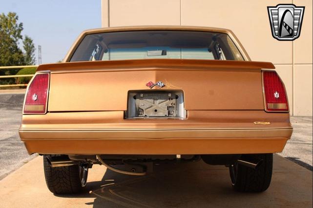Photo of 1987 Gold Chevrolet Monte Carlo