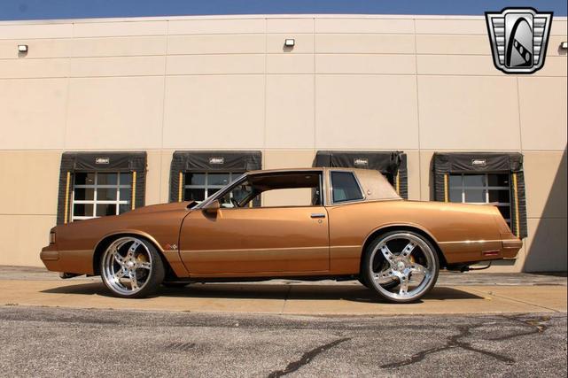 Photo of 1987 Gold Chevrolet Monte Carlo