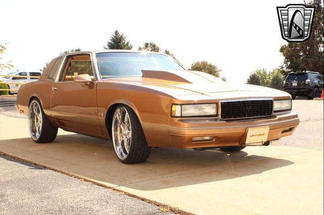 Photo of 1987 Gold Chevrolet Monte Carlo