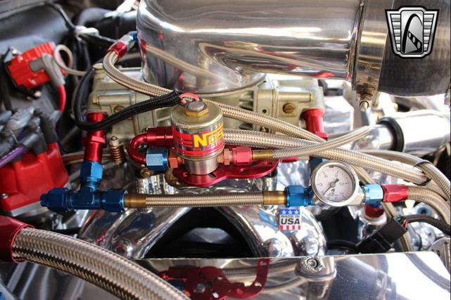 Photo of 1987 Gold Chevrolet Monte Carlo
