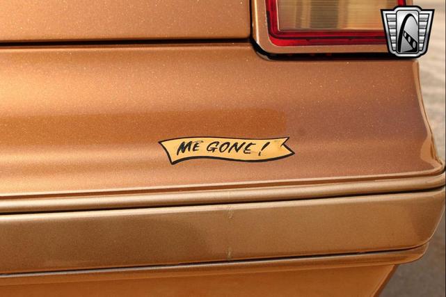 Photo of 1987 Gold Chevrolet Monte Carlo