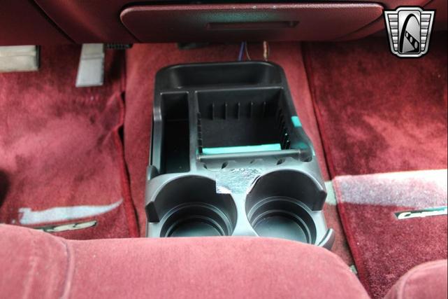 Photo of 1994 Burgundy Chevrolet Caprice