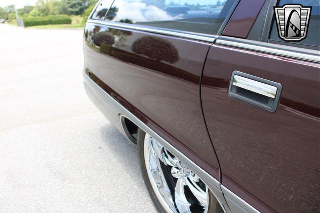 Photo of 1994 Burgundy Chevrolet Caprice