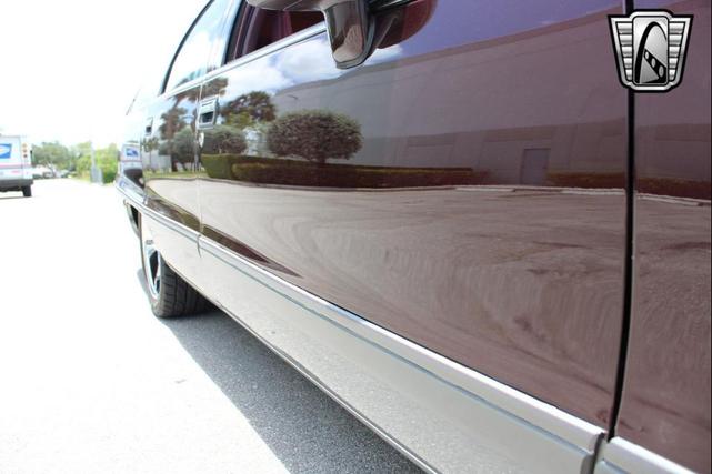 Photo of 1994 Burgundy Chevrolet Caprice