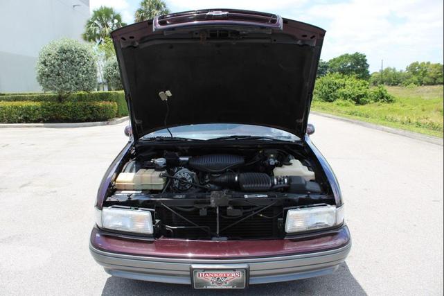 Photo of 1994 Burgundy Chevrolet Caprice