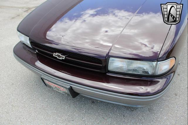 Photo of 1994 Burgundy Chevrolet Caprice