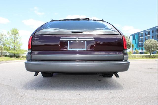 Photo of 1994 Burgundy Chevrolet Caprice