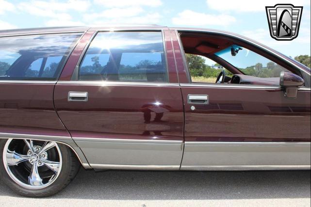 Photo of 1994 Burgundy Chevrolet Caprice