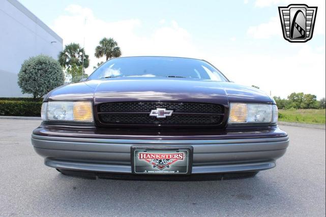 Photo of 1994 Burgundy Chevrolet Caprice