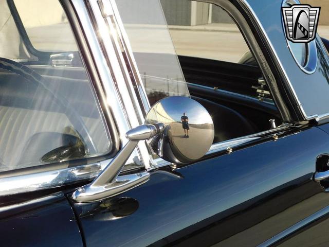 Photo of 1956 Black Ford Thunderbird