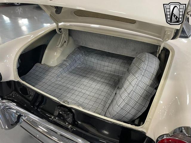 Photo of 1956 White/Black Ford Fairlane