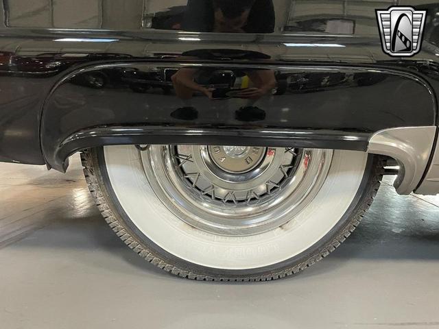 Photo of 1956 White/Black Ford Fairlane