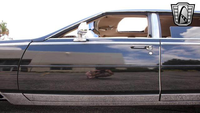 Photo of 1985 Black Cadillac Seville