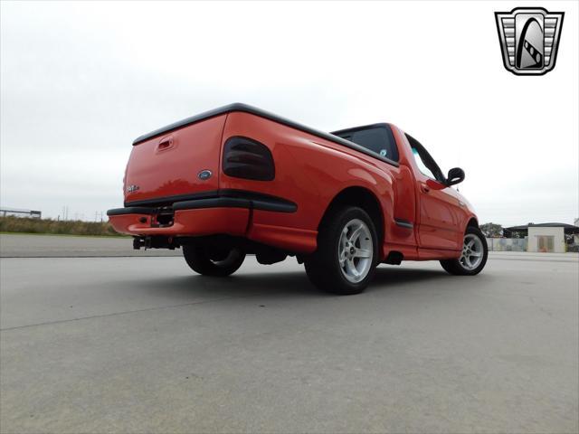 Photo of 1999 Inferno Red Ford F-150