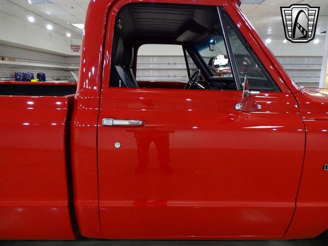 Photo of 1971 Red Chevrolet C10/K10
