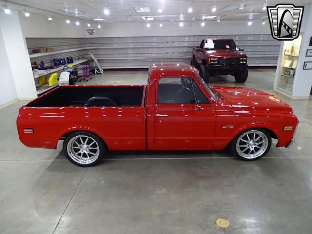 Photo of 1971 Red Chevrolet C10/K10