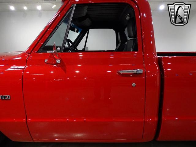 Photo of 1971 Red Chevrolet C10/K10