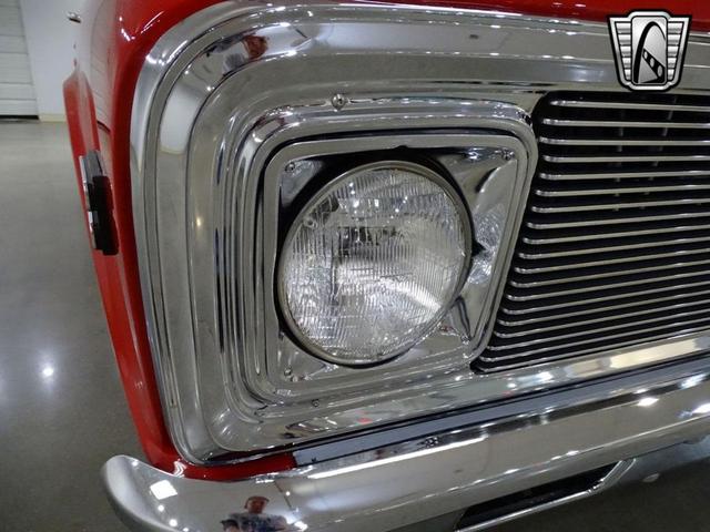 Photo of 1971 Red Chevrolet C10/K10
