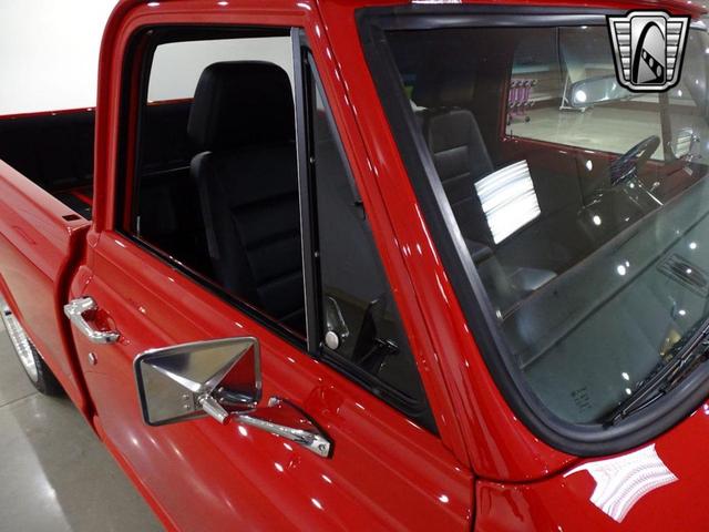 Photo of 1971 Red Chevrolet C10/K10