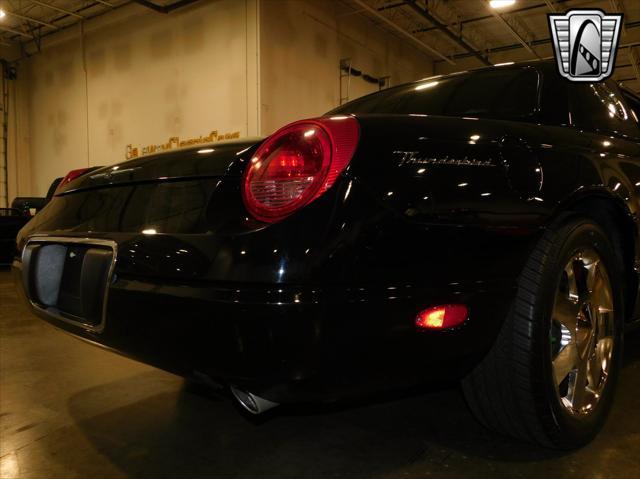 Photo of 2002 Evening Black Ford Thunderbird