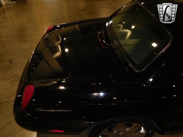 Photo of 2002 Evening Black Ford Thunderbird