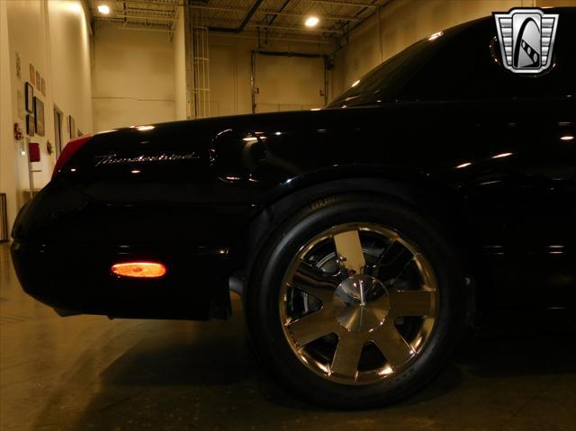 Photo of 2002 Evening Black Ford Thunderbird