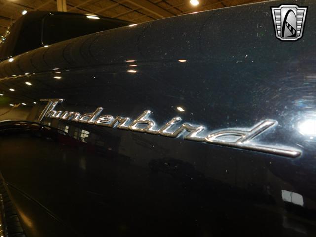 Photo of 2002 Evening Black Ford Thunderbird