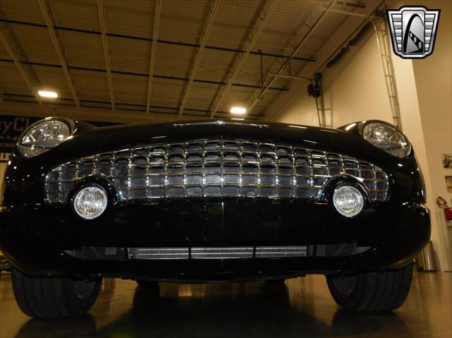 Photo of 2002 Evening Black Ford Thunderbird