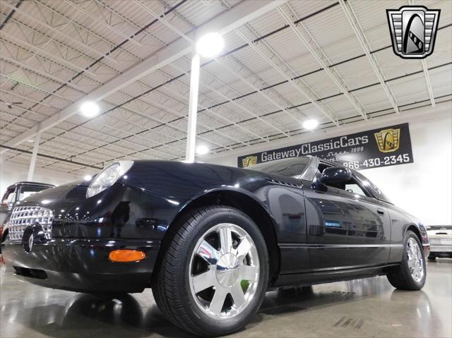 Photo of 2002 Evening Black Ford Thunderbird