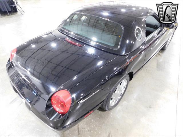 Photo of 2002 Evening Black Ford Thunderbird