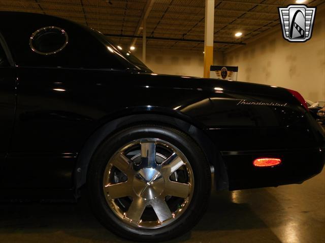 Photo of 2002 Evening Black Ford Thunderbird