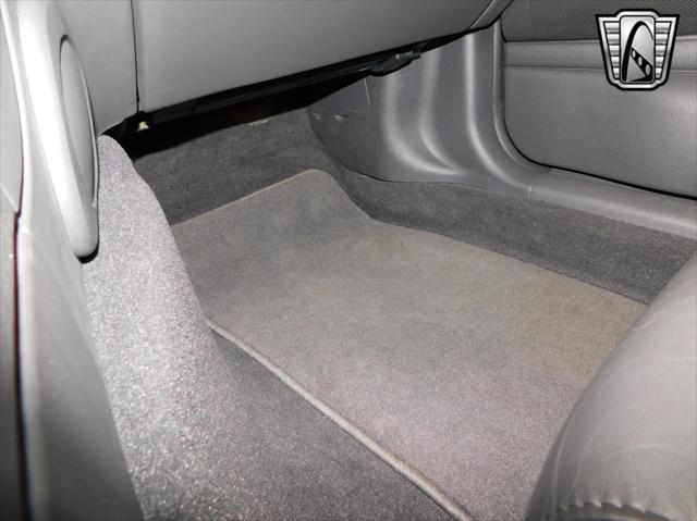 Photo of 2002 Evening Black Ford Thunderbird