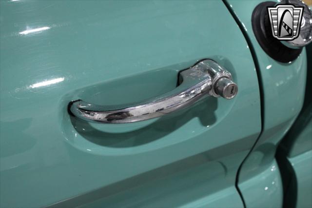 Photo of 1964 Green Chevrolet C10/K10