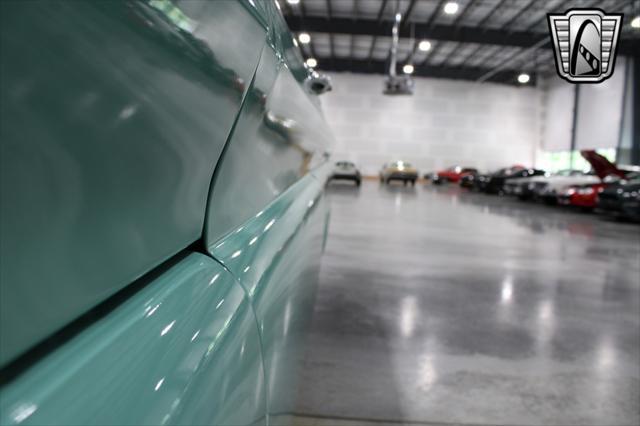 Photo of 1964 Green Chevrolet C10/K10