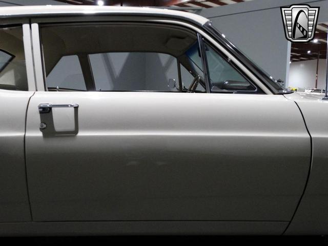 Photo of 1967 White Ford Fairlane