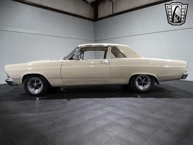 Photo of 1967 White Ford Fairlane