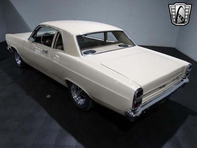 Photo of 1967 White Ford Fairlane