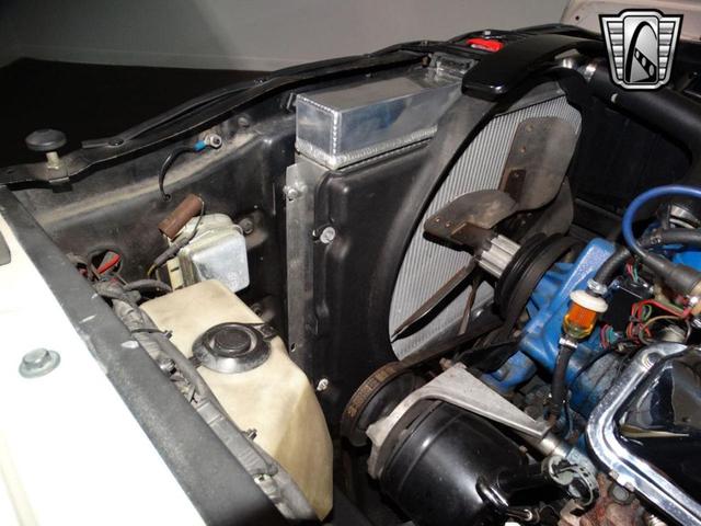 Photo of 1967 White Ford Fairlane