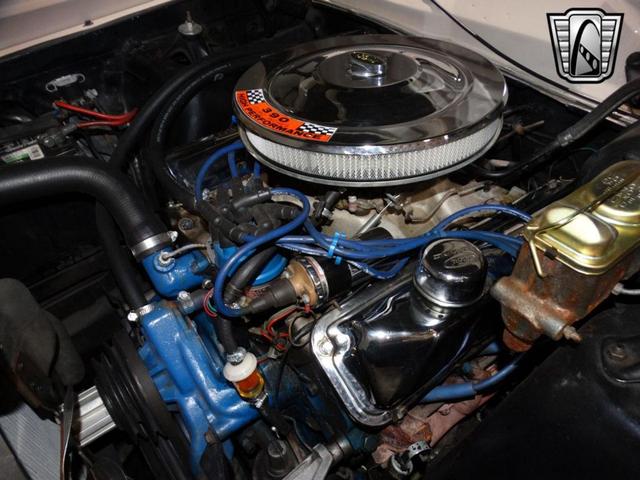 Photo of 1967 White Ford Fairlane