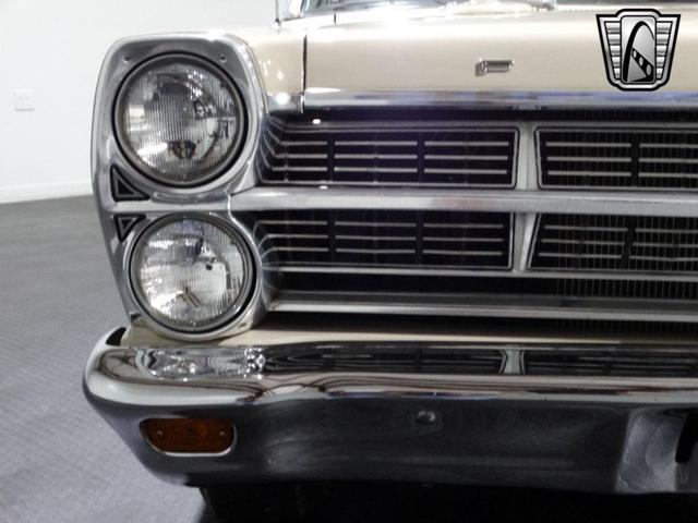 Photo of 1967 White Ford Fairlane