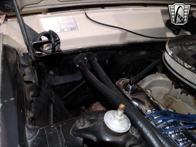 Photo of 1967 White Ford Fairlane