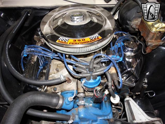 Photo of 1967 White Ford Fairlane