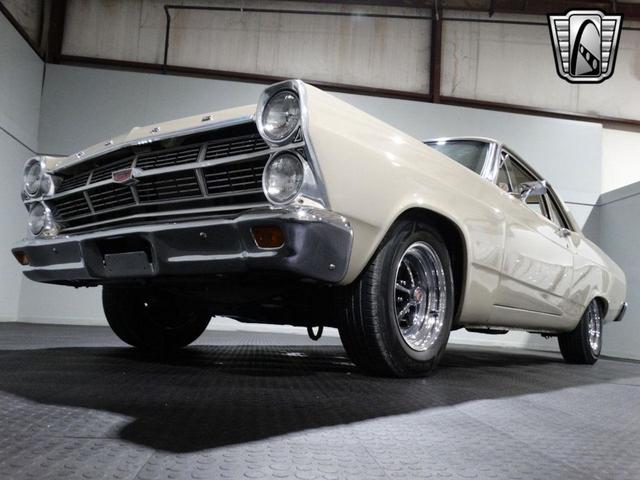 Photo of 1967 White Ford Fairlane