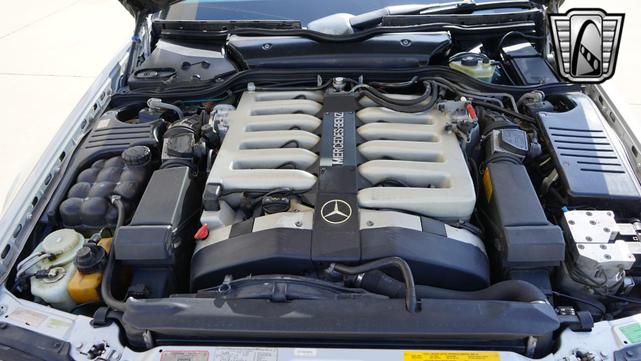 Photo of 1994 Silver Mercedes-Benz SL-Class