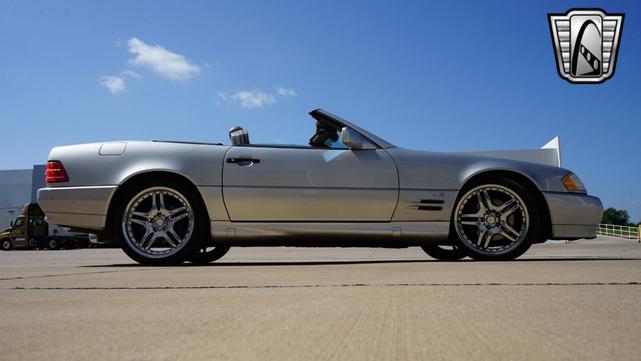 Photo of 1994 Silver Mercedes-Benz SL-Class