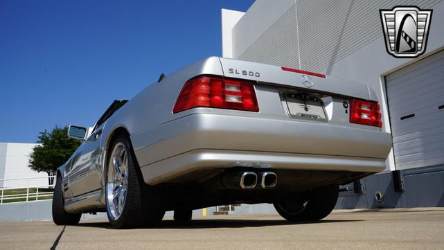 Photo of 1994 Silver Mercedes-Benz SL-Class