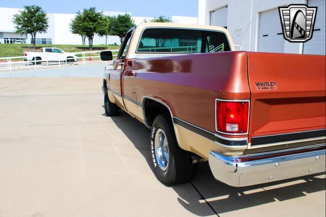 Photo of 1983 Burnt Orange Chevrolet C10/K10