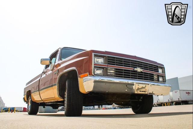 Photo of 1983 Burnt Orange Chevrolet C10/K10