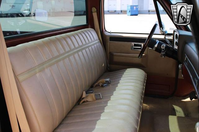 Photo of 1983 Burnt Orange Chevrolet C10/K10